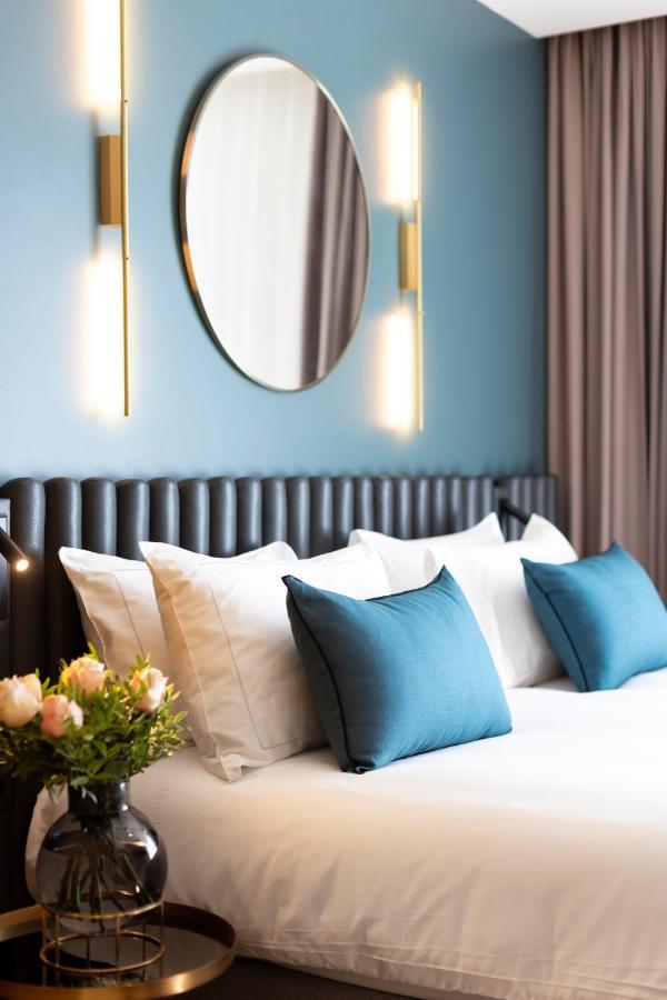 Howard Sur Seine - Asnieres Paris La Defense Ngoại thất bức ảnh