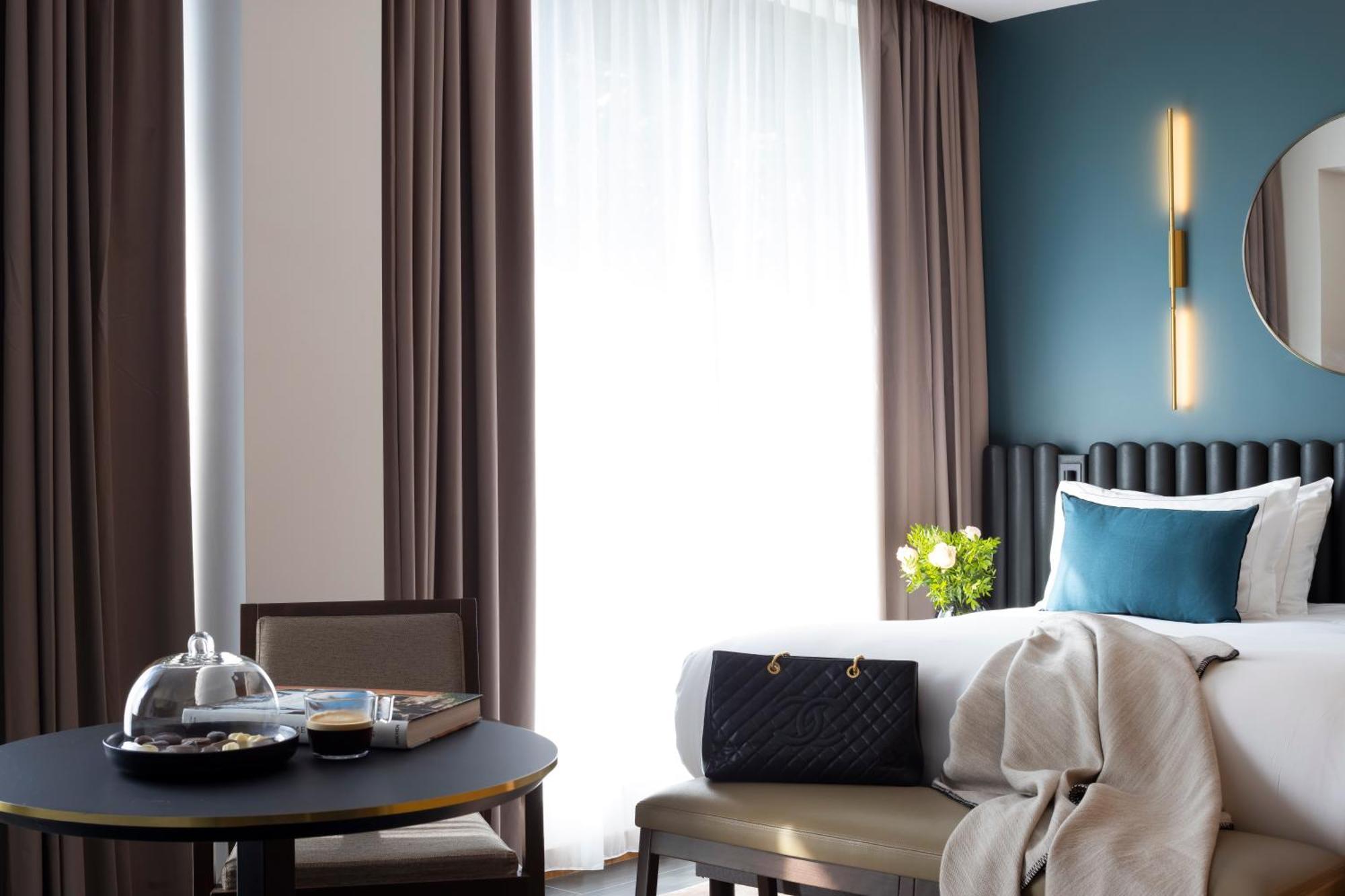 Howard Sur Seine - Asnieres Paris La Defense Phòng bức ảnh